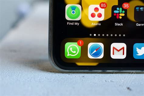 WhatsApp clarifies privacy practices after surge in Signal and .
